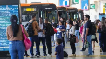 Mulheres já renunciaram a empregos por dificuldade de acesso, mostra pesquisa 