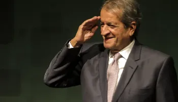 PL, partido de Flávio Bolsonaro, lança nota reconhecendo vitória de Lula nas eleições 