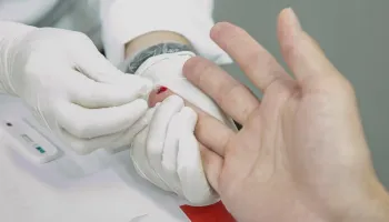 UEM realiza testagem para ISTs e vacinação contra gripe nesta segunda (29) 