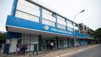 Prova de vida de servidores aposentados é suspensa até 31 de outubro 