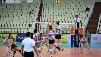 Maringá sedia a Superliga C de Vôlei até domingo (12) Maringá sedia a Superliga C de Vôlei até domingo (12)