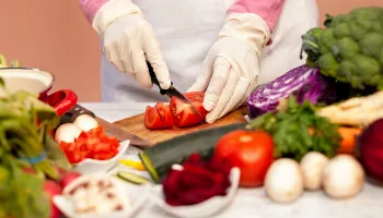 Secretaria de Saúde abre nova turma para curso gratuito de boas práticas e manipulação de alimentos Secretaria de Saúde abre nova turma para curso gratuito de boas práticas e manipulação de alimentos