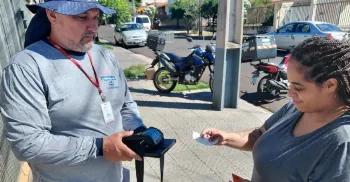 Pagamento de contas em atraso da Sanepar no portão de casa chega a Maringá e região 