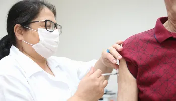 Secretaria de Saúde de Maringá adota nova estratégia de vacinação contra Covid-19; entenda 