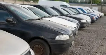 Leilão online tem carros e motos conservados com lances a partir de R$ 1 mil 