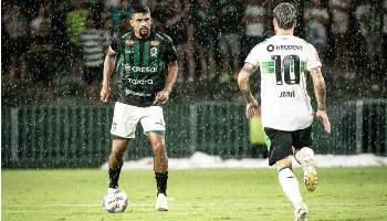 Maringá FC empata com o Coritiba e avança para as semifinais do Campeonato Paranaense Maringá FC empata com o Coritiba e avança para as semifinais do Campeonato Paranaense