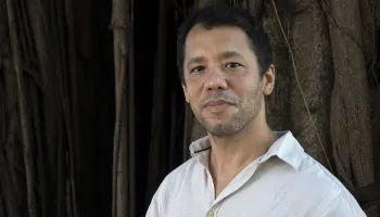 Palestra com escritor Itamar Vieira Junior será realizada em agosto, no Sesc Maringá Palestra com escritor Itamar Vieira Junior será realizada em agosto, no Sesc Maringá