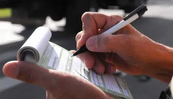 Confira algumas das multas de trânsito mais inusitadas do Paraná Confira algumas das multas de trânsito mais inusitadas do Paraná