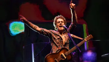 Nando Reis se apresenta em Maringá com turnê ‘Nando Hits’