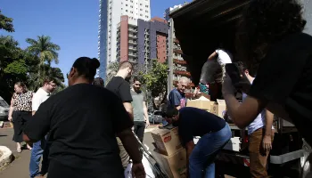 Maringá realiza campanha de arrecadação para ajudar famílias atingidas pelas enchentes do RS 