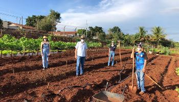 DAG/UEM segue orientando pequenos agricultores de forma virtual 