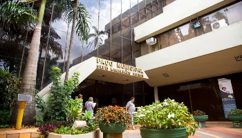 Lei municipal do auxílio emergencial é sancionada e 'Auxílio Maringá Emergencial' está em vigor 