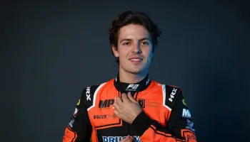 Maringaense é campeão mundial da Fórmula 2 e garante vaga como piloto reserva na F1 de 2023 Maringaense é campeão mundial da Fórmula 2 e garante vaga como piloto reserva na F1 de 2023