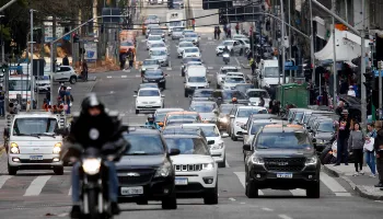 Com o pagamento do IPVA, Paraná deve recolher mais de 6 bilhões de reais Com o pagamento do IPVA, Paraná deve recolher mais de 6 bilhões de reais