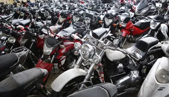 Detran-PR realiza leilão de veículos, com Harley Davidson a partir de R$ 13 mil 