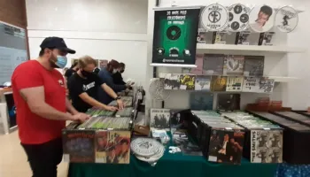 Clube do Vinil acontece neste sábado (12) no Mercadão de Maringá 
