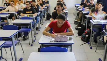 Inscrições para vestibulares da UEM terminam nesta quarta (12) 