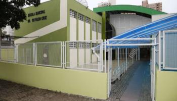 Maringá terá escolas municipais abastecidas com energia solar Maringá terá escolas municipais abastecidas com energia solar