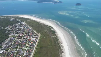 Paraná conquista lugar entre as 200 melhores praias em ranking internacional 