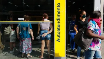 Confira o horário de funcionamento dos bancos neste fim de ano Confira o horário de funcionamento dos bancos neste fim de ano