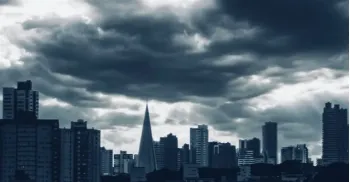 Tempestades podem atingir região de Maringá com ventos de até 60 km/h, alerta Inmet 