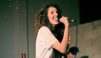 Agenda cultural de Maringá oferece música e teatro gratuitamente no Teatro Barracão 