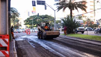 Nove cruzamentos do centro de Maringá serão recapeados a partir desta segunda (14); saiba quais 