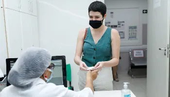 Secretaria de saúde orienta que jovens atualizem cadastro na UBS antes de se vacinar 