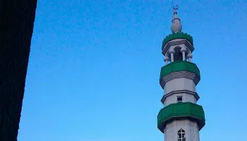 Mesquita de Maringá realiza bazar beneficente com itens de R$ 10 a R$ 300 