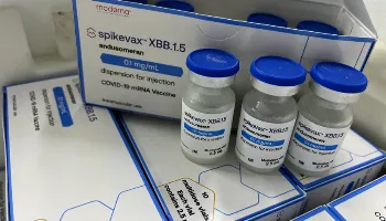 Paraná recebe remessa com mais de 96 mil doses de vacina contra a covid-19 