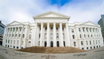 UFPR terá ingresso sem vestibular em cursos de baixa procura; entenda 