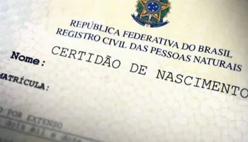 No primeiro ano da nova lei, quase mil mudanças de nome foram registradas nos Cartórios do Paraná 