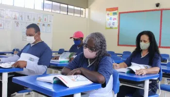 Público interessado em completar o ensino fundamental já pode se matricular no EJA de Maringá 