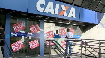 Bancários de Maringá aprovam greve a partir do dia 10 de setembro 