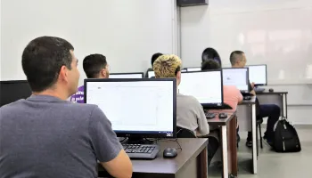 Amtech oferece cursos gratuitos nas áreas de design, marketing digital e impressão 3D