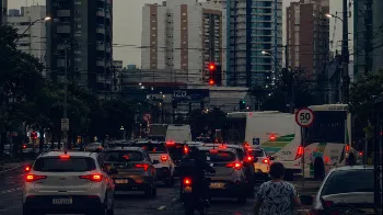 Maringá ganha mais de 20 mil veículos em dois anos e frota chega a 373 mil, aponta Detran 
