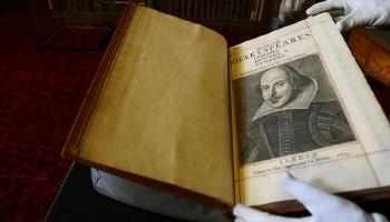 Biblioteca celebra 450 anos do dramaturgo e poeta Shakespeare. 