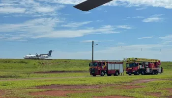 Em Maringá, avião com 68 passageiros enfrenta dificuldades para pousar 