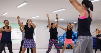 Pilates, tênis, basquete e mais: centros esportivos de Maringá estão com vagas disponíveis 