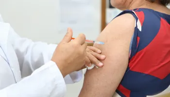 Três UBSs de Maringá estarão abertas para vacinação neste sábado (18) 