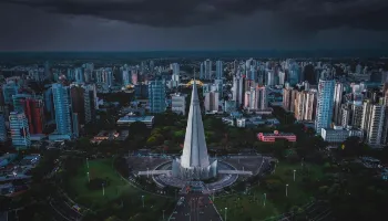 Inmet inclui região de Maringá em alerta de tempestade; ventos podem chegar a 100 km/h 