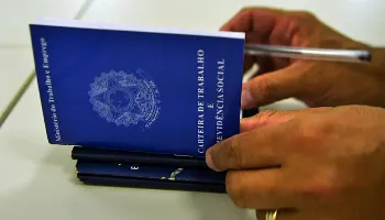 Mais de 112 mil novos postos de trabalho foram criados no Brasil em janeiro 
