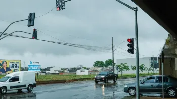 Semáforos em cruzamento movimentado da avenida Alziro Zarur começam a funcionar nesta quinta (10) 
