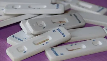 Anvisa pode liberar uso de autoteste no Brasil nesta sexta-feira (28) 