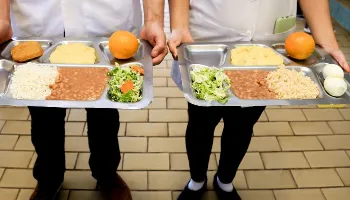 Restaurante Popular de Maringá inclui opção vegetariana no cardápio 