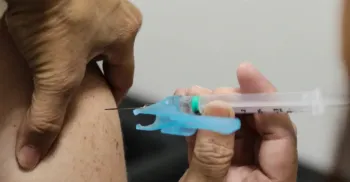 Paraná amplia vacinação contra a gripe para todos os públicos na próxima semana 