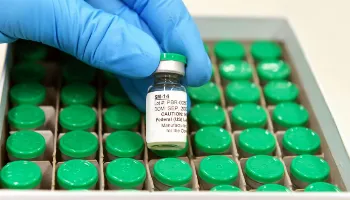 Vacina inédita contra esquistossomose estará disponível no SUS em 2025 