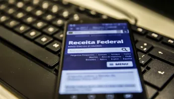 Receita Federal prorroga prazo de entrega da declaração do imposto de renda 