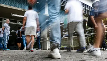 Alunos da rede pública terão pré-inscrição automática no Enem, de acordo com ministro da Educação