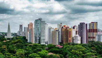 Março teve chuva abaixo de média no Paraná e oito cidades com recorde de temperatura 